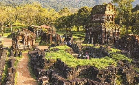 MY SON SANCTUARY AND HOI AN HERITAGE TOUR FROM TIEN SA PORT