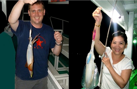 PHU QUOC NIGHT SQUID FISHING BOAT EXPERIENCE