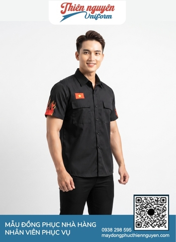 Đồng phục áo sơ mi màu đen dành cho nhân viên phục vụ nhà hàng