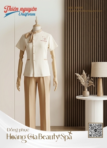 Mẫu đồng phục Hoàng Gia Luxury Spa sự kết hợp hoàn mỹ giữa sắc trắng kem nhã nhặn của áo và màu nâu be của quần