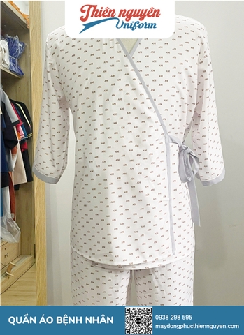 Mẫu quần áo bệnh nhân in họa tiết kiểu dáng rộng thoái mái tiện lợi khi thăm khám tại bệnh viện