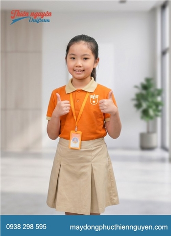 Đồng phục học sinh tiểu học trường quốc tế Nam Mỹ UTS áo phối viền màu be
