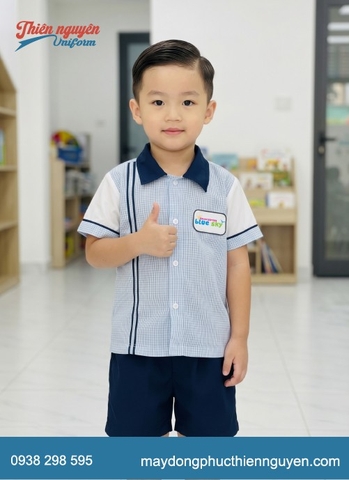Đồng phục cho bé mầm non Trường Blue Sky Kindergarten màu xanh dương năng động