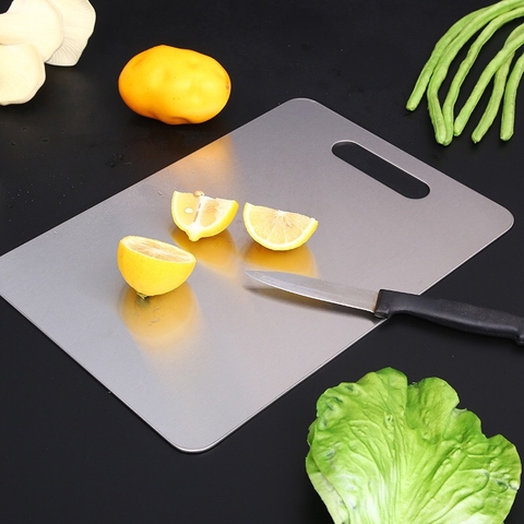 Thớt Inox Kháng Khuẩn & Chống Ẩm Mốc Cao Cấp #304 [ Kích Thước 26cm x 30cm ]