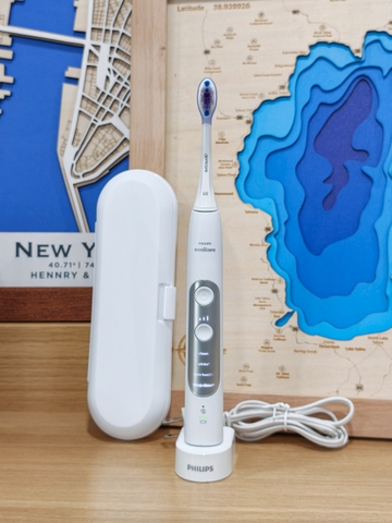 Bàn chải điện Philips Sonicare ExpertClean 7500, 7700 HX962 (hàng trưng bày)