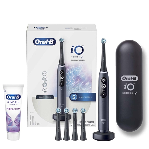 Bàn chải điện Oral-B iO Series 7 Ultimate Clean Bundle