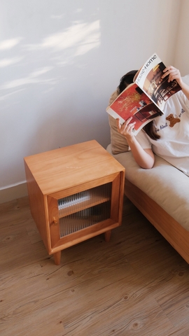 Tab đầu giường 12 kính sọc