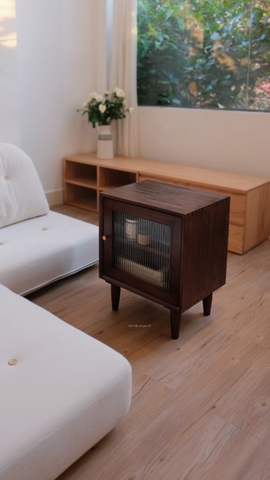 Tab đầu giường 12 kính sọc