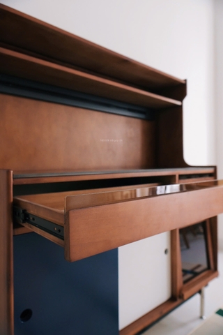 Tủ ăn xanh phối trắng