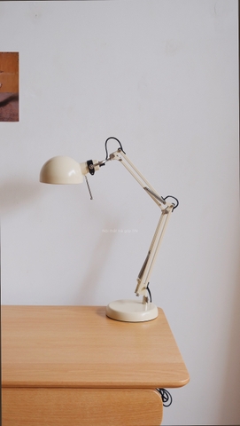 Đèn bàn ikea 01