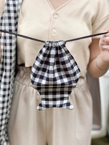 Set 3 món túi quai, túi cá và buộc tóc caro