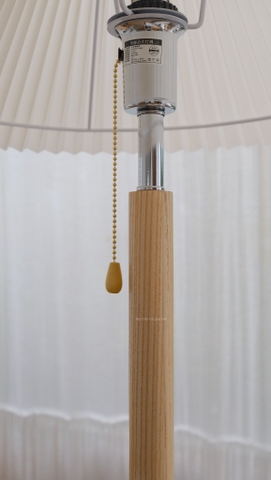 Đèn sàn 07 giật dây