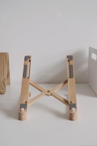 Giá đỡ máy tính 02 có thể gấp gọn