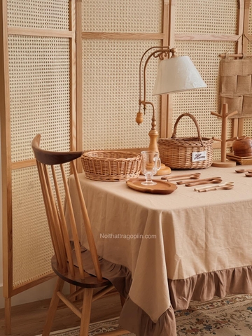 Khăn bàn linen viền bèo 06