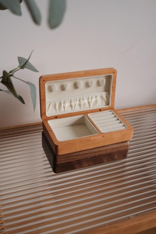 Hộp đựng trang sức 1B