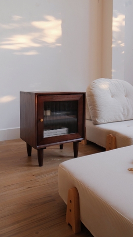 Tab đầu giường 12 kính sọc