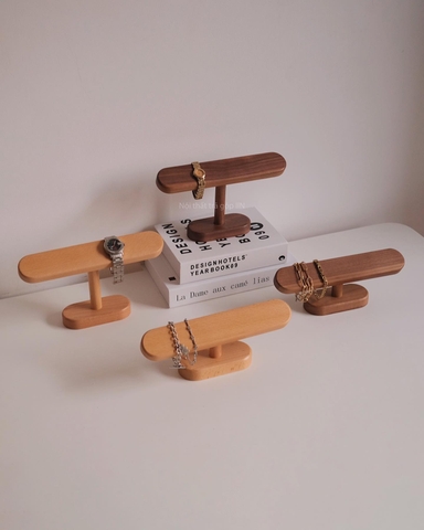 Giá gỗ để đồng hồ/ vòng tay