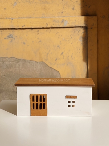 Nhà gỗ để giấu ổ cắm 01