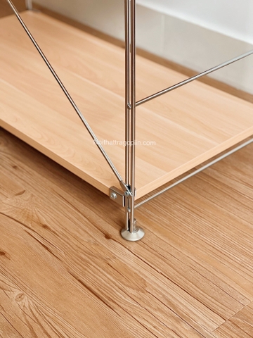 Kệ đứng màu sồi khung inox - kệ 8 đợt treo quần áo