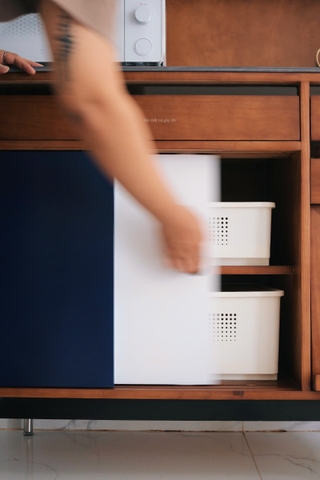 Tủ ăn xanh phối trắng