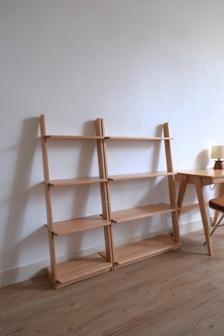 Kệ đứng 06 - gỗ sồi nguyên khối