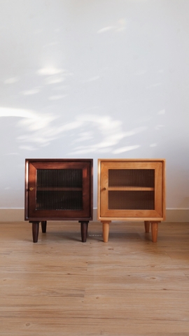 Tab đầu giường 12 kính sọc