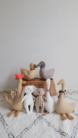 gấu bông - ngỗng (màu be)
