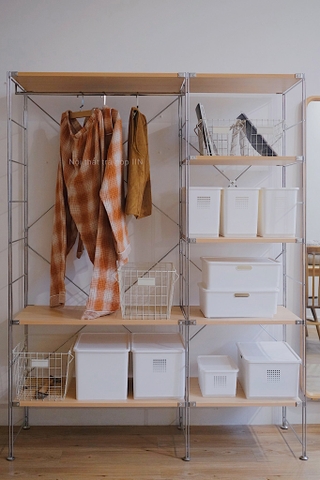 Kệ đứng màu sồi khung inox - kệ 8 đợt treo quần áo