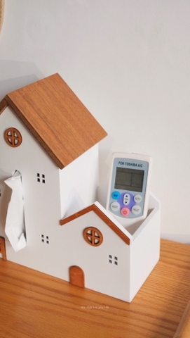 Nhà gỗ đôi để khăn giấy và điều khiển ...