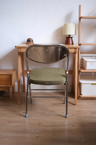 Ghế gập tựa đệm màu