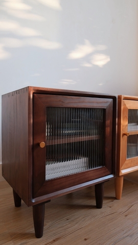 Tab đầu giường 12 kính sọc