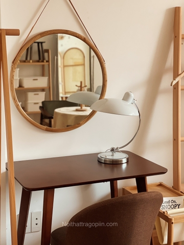 Đèn bàn phong cách Bauhaus