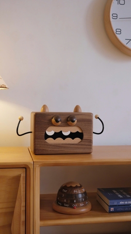 Hộp khăn giấy 04B - quái vật gỗ