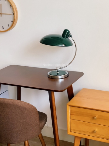 Đèn bàn phong cách Bauhaus