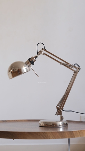 Đèn bàn ikea 01