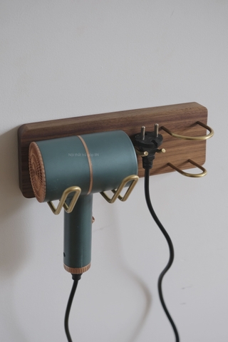 Kệ để máy sấy tóc thường, dạo cạo râu,bàn chải ...