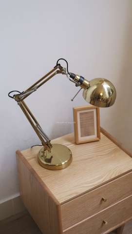 Đèn bàn ikea 01