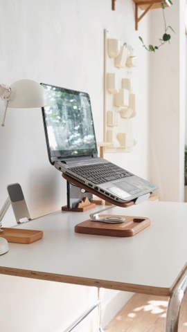 Giá đỡ gỗ 03 máy tính, ipad, sách ...