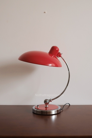 Đèn bàn phong cách Bauhaus