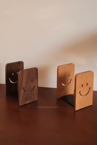 Kẹp gỗ chặn sách smile - Óc chó