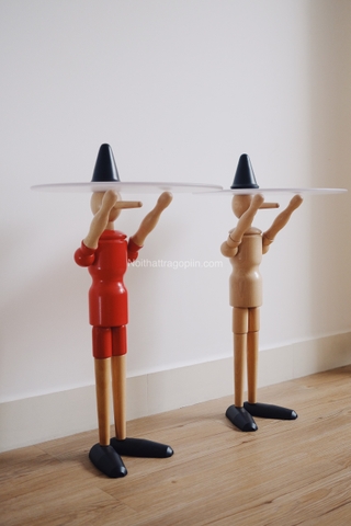 Bàn cà phê người gỗ pinocchio - màu đỏ