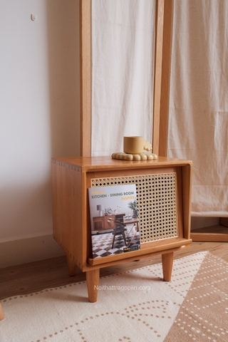 Tab đầu giường 05 gỗ anh đào