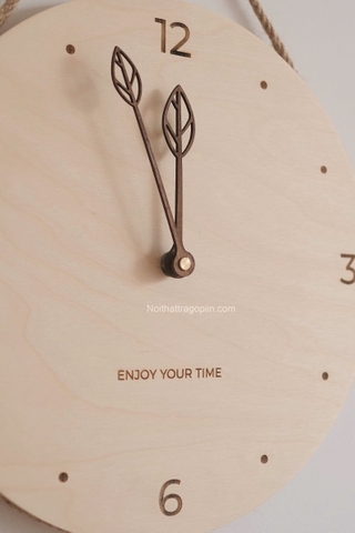 Đồng hồ 06 - B đường kính 30cm