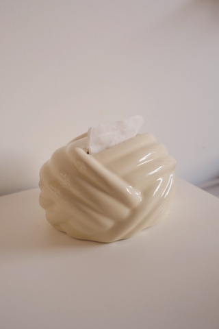 Hộp khăn giấy - hình cuộn len