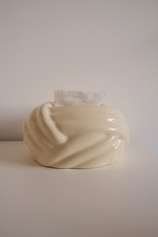 Hộp khăn giấy - hình cuộn len