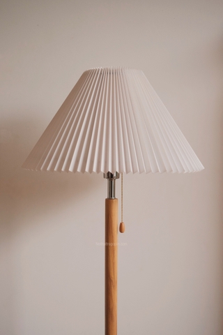 Đèn sàn 07 giật dây