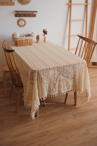 Khăn bàn ren tua rua 02