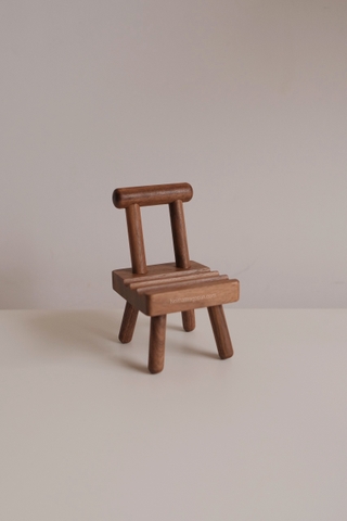 Giá đỡ điện thoại 03 - hình ghế