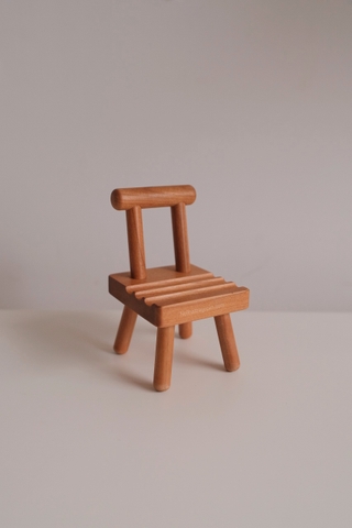 Giá đỡ điện thoại 03 - hình ghế