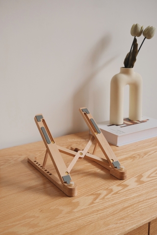 Giá đỡ máy tính 02 có thể gấp gọn